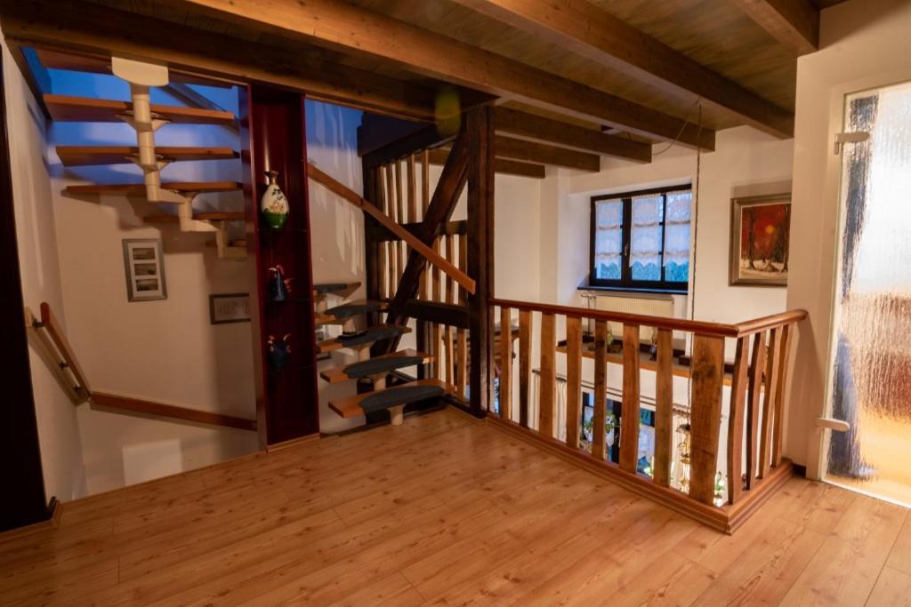 Ferienhaus Haus Am Puetz Wintrich Exterior foto